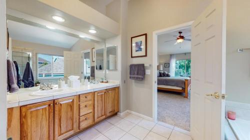 41-Bathroom-2609-Chase-Dr-Fort-Collins-CO-80525