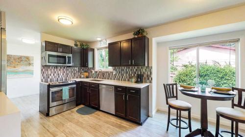 17-Kitchen-2701-Worthington-Ave-Fort-Collins-CO-80526