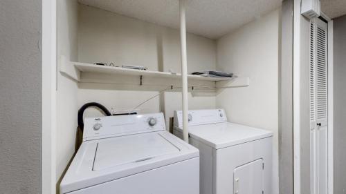 43-Laundry-2724-Worthington-Ave-Fort-Collins-CO-80526