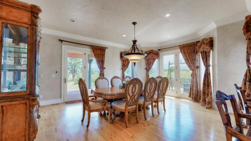 10-Dining-Area-2775-E-Highway-105-Monument-CO-80132