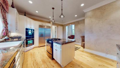 17-Kitchen-2775-E-Highway-105-Monument-CO-80132
