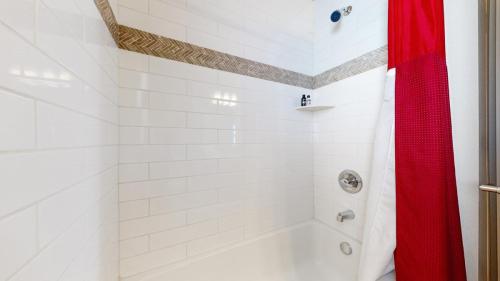 26-Bathroom-2987-Sykes-Dr-Fort-Collins-CO-80524