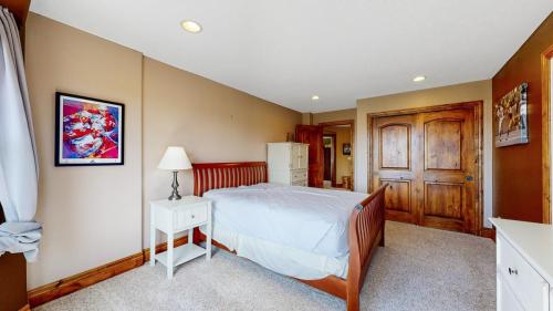 37-Bedroom-301-Allis-Ranch-Rd-Sedalia-CO-80135