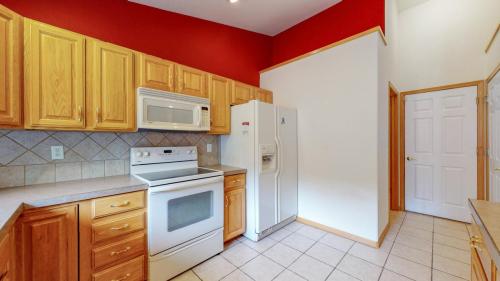 13-Kitchen-3130-58th-Ave-Greeley-CO-80634