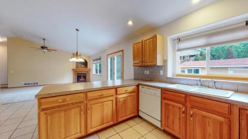 15-Kitchen-3130-58th-Ave-Greeley-CO-80634