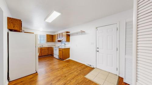 07-Dining-area-317-10th-Ave-Greeley-CO-80631