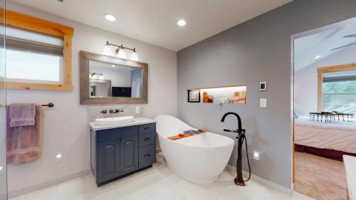 31-Bathroom-3-319-N-Whitcomb-St-Fort-Collins-CO-80521