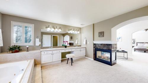 32-Bathroom-3209-Grand-Canyon-St-Fort-Collins-CO-80525