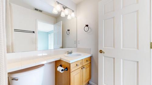 44-Bathroom-3209-Grand-Canyon-St-Fort-Collins-CO-80525