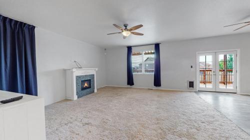 04-Living-area-321-Mustang-Ave-Fort-Lupton-CO-80621