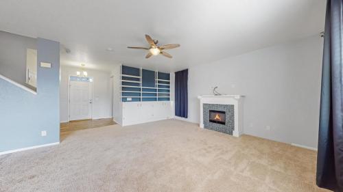 07-Living-area-321-Mustang-Ave-Fort-Lupton-CO-80621