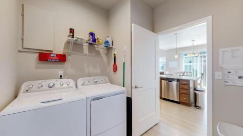27-Laundry-3313-Green-Lake-Dr.-Unit-1-Fort-Collins