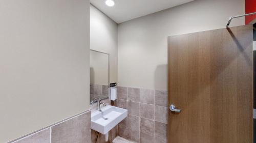 29-Bathroom-331-S-Meldrum-Street-Fort-Collins-CO-80521