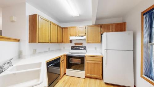 07-Kitchen-3531-Windmill-Dr-H5-Fort-Collins-CO-80526