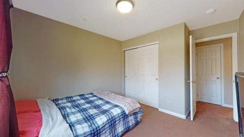 30-Bedroom-3652-Barnard-Ln-Johnstown-CO-80534