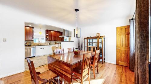 07-Dining-area-390-Brentwood-St-Lakewood-CO-80226