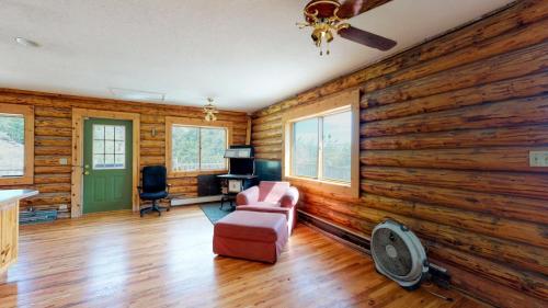 07-Living-room-3967-N-Co-Rd-73C-Red-Feather-Lakes-CO-80545