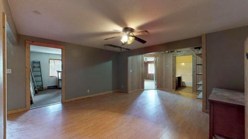 37-Sitting-Area-3967-N-Co-Rd-73C-Red-Feather-Lakes-CO-80545