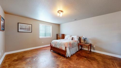46-Bedroom-4095-Cheyenne-Dr-Larkspur-CO-80118