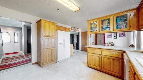 13-Kitchen-4300-Falcon-Dr-Fort-Lupton-CO-80621