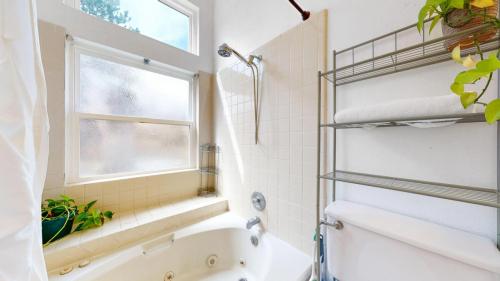 21-Bathroom-2-4626-W-68th-Ave-Westminster-CO-80030