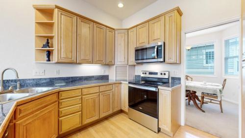10-Kitchen-4927-Clearwater-Dr-Loveland-CO-80538