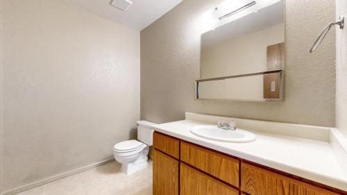 11-Bathroom-5008-W-Villa-Cir-Cheyenne-WY-82009