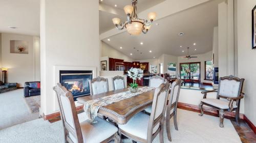 19-Dining-Area-5133-Echo-Valley-Rd-Larskpur-CO-80118