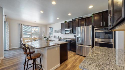 14-Kitchen-5144-Chantry-Dr-Windsor-CO-80550