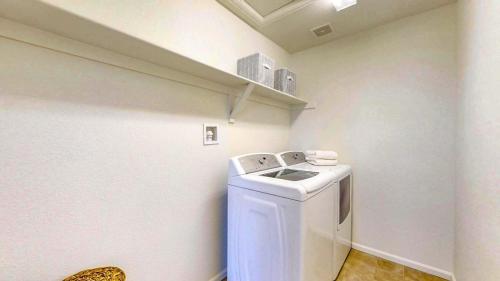 42-Laundry-room-5218-Silverwood-Drive-Johnstown-CO-80534