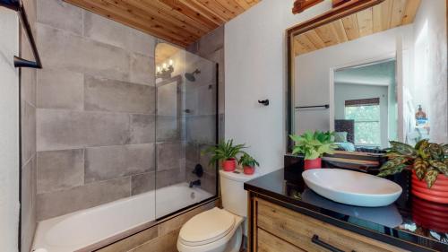 34-Bathroom-5224-Wangaratta-Way-Highlands-Ranch-CO-80130