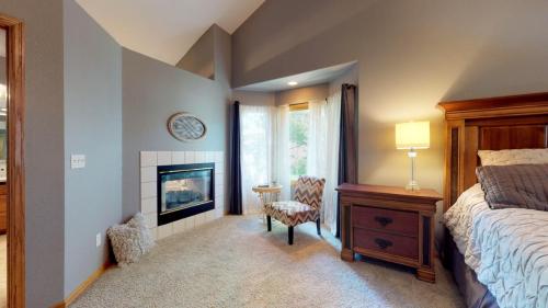 37-Room-3-5618-Red-Willow-Ct-Fort-Collins-CO-80528