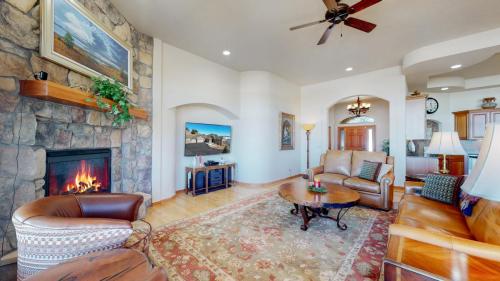 07-Living-area-5697-Country-Club-Dr-Larkspur-CO-80018