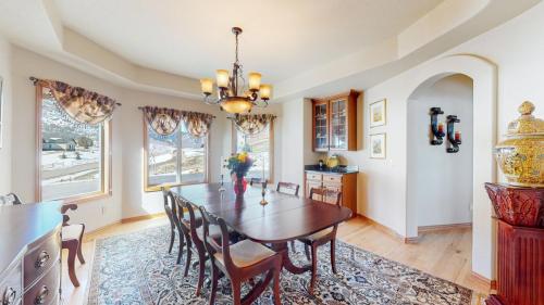 12-Dining-area-5697-Country-Club-Dr-Larkspur-CO-80018