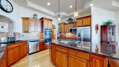 16-Kitchen-5697-Country-Club-Dr-Larkspur-CO-80018