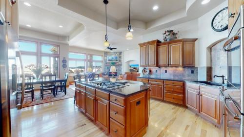 18-Kitchen-5697-Country-Club-Dr-Larkspur-CO-80018