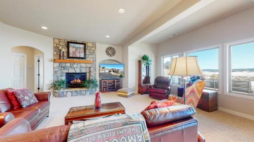 47-Family-area-5697-Country-Club-Dr-Larkspur-CO-80018