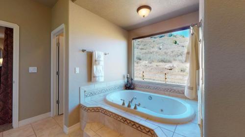 31-5716-Country-Club-Dr-Larkspur-CO-80118