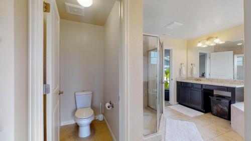 48-Bathroom-5720-Crossview-Dr-Fort-Collins-CO-80528