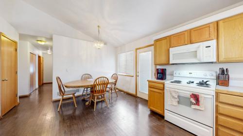 11-Kitchen-600-N-30th-Ave-Greeley-CO-80631