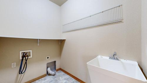 29-Bathroom-642-Denali-Ct-Windsor-CO-80550