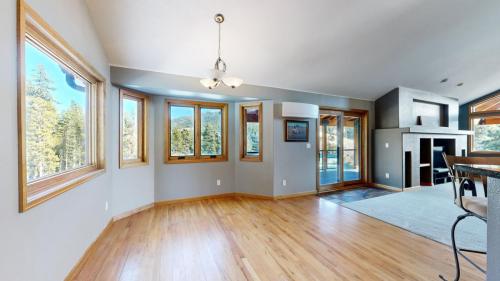 08-Dining-area-6474-Lone-Eagle-Road-Golden-CO-80403