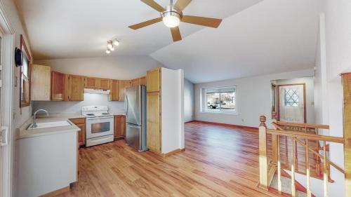 09-Dining-area-649-Justice-Dr-Fort-Collins-CO-80526
