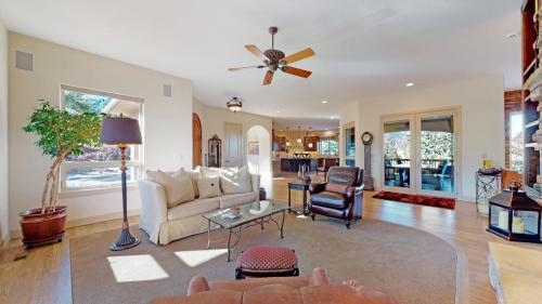 06-Living-area-6523-Winged-Foot-Ct-Larkspur-CO-80118