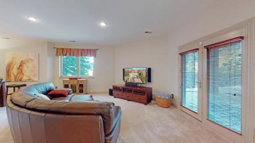 48-Family-area-6523-Winged-Foot-Ct-Larkspur-CO-80118