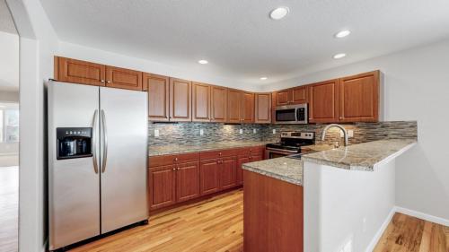 12-Kitchen-6603-34th-St-Greeley-CO-80634
