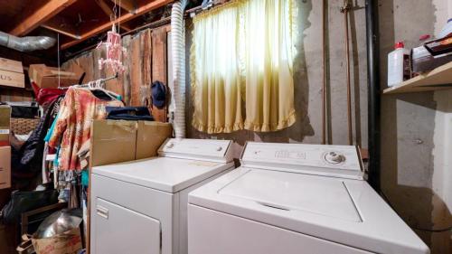 27-Laundry-6898-S-Broadway-Centennial-CO-80122