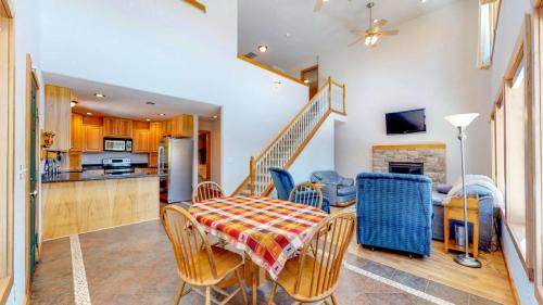 08-Dining-Area-70-Cocopa-Way-Red-Feather-Lakes-Colorado-80545