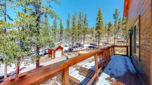 27-View-deck-70-Cocopa-Way-Red-Feather-Lakes-Colorado-80545