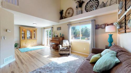 05-Living-room-7227-Woodrow-Dr-Fort-Collins-CO-80525